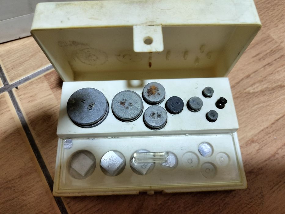 Весы учебные ВГУ 1