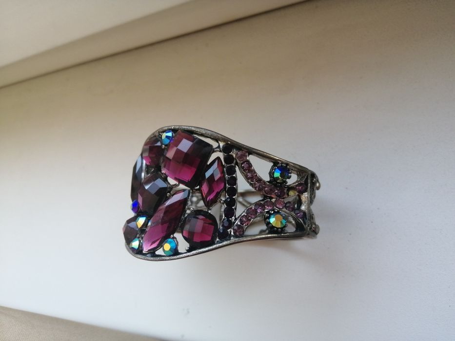 Продам женский браслет