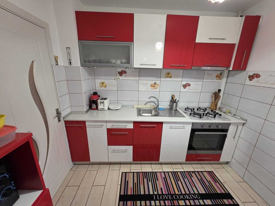 Proprietar vand apartament 2 camere decomandate, Crangasi