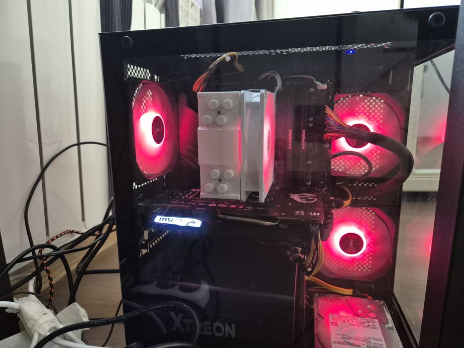 Продам Игровой компьютер полностью в сборе, системник + монитор