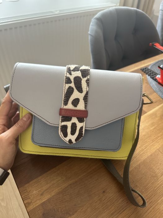 Дамска чанта естествена кожа