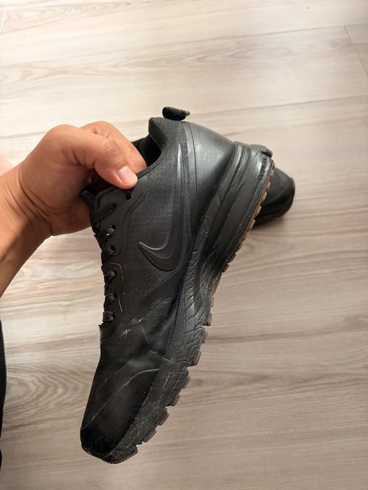 Кроссовки Goretex