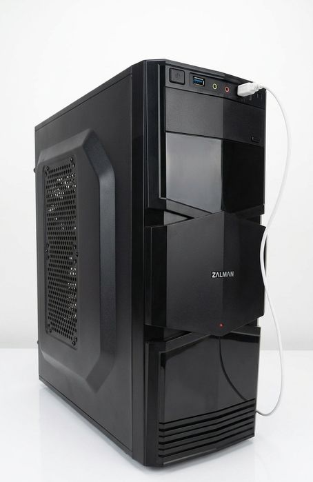 Компютър Intel Pentium G4560 3.5Ghz AMD RX470 8GB VRam / 8 GB Ram