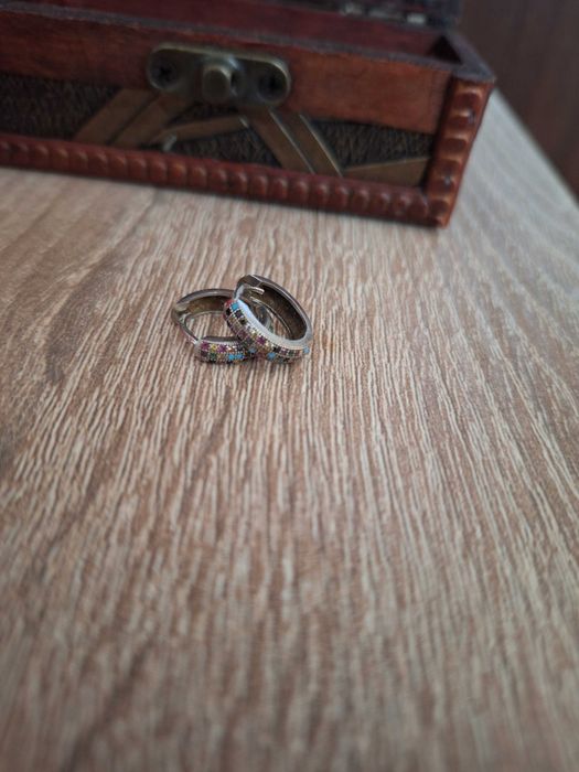 Сребърни обеци различни модели