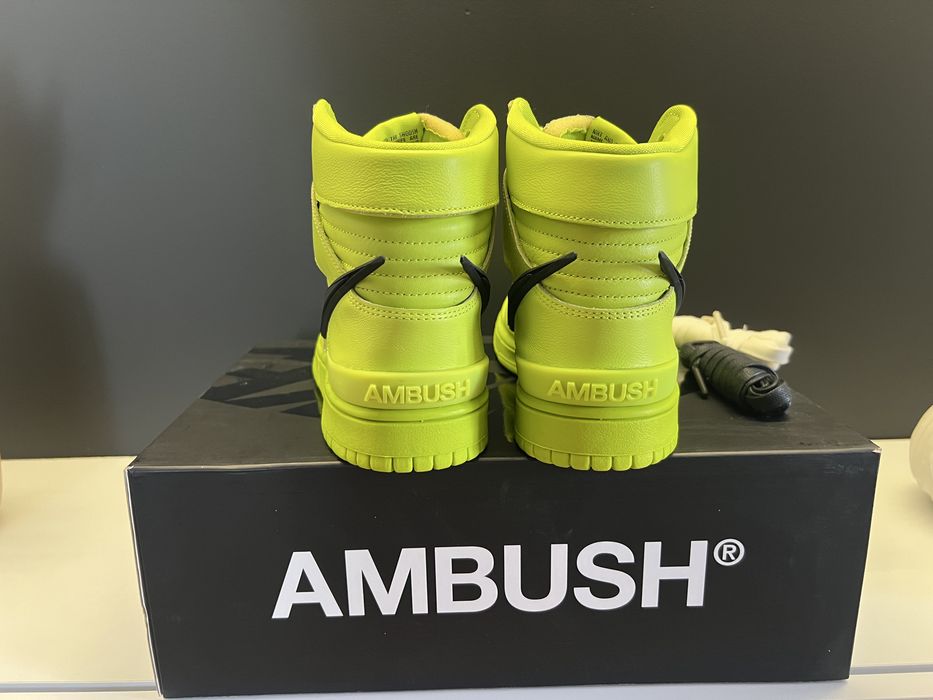 Nike Sb Dunks Ambush Neon