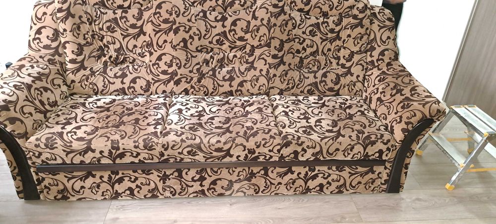 Canapea extensibilă 3 locuri  cu 2 fotolii living