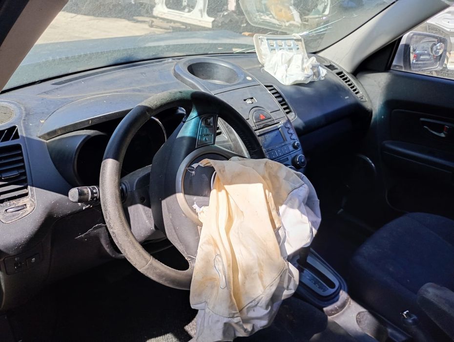 Dezmembrez Kia Soul - 1 (2008 - 2011), 1.6 crdi, automatic, D4FB
