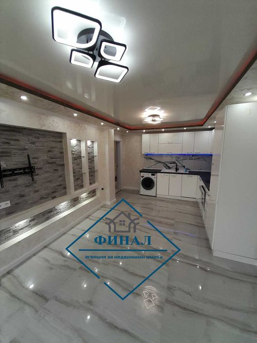 Продава се Двустаен апартамент в Шумен, Добруджански - 68 кв.м за 2025 €/кв.м - Снимка #4