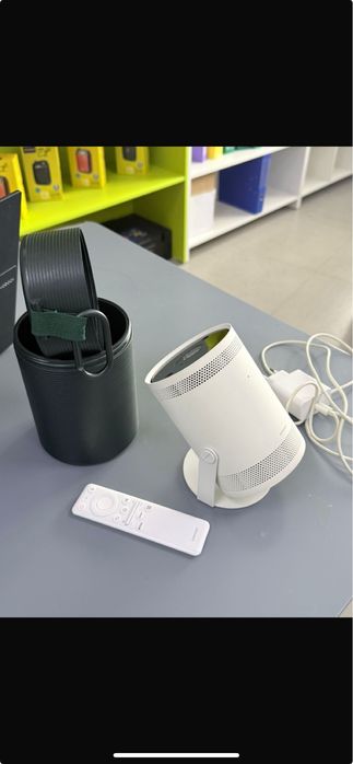 Планшет apple ipad air и оригинал проектор