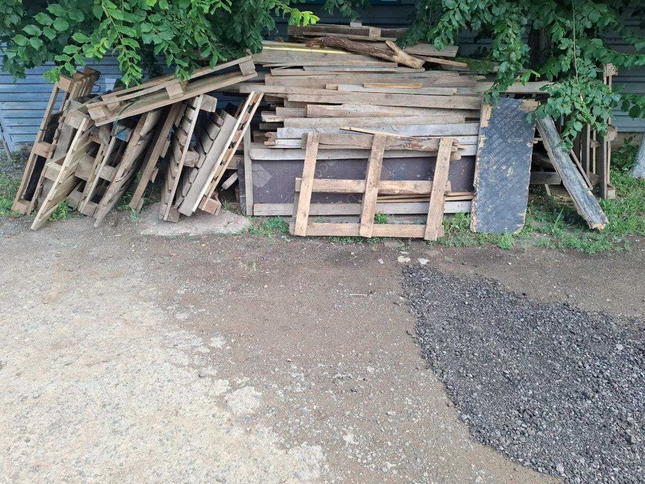 Продам паллеты и доски