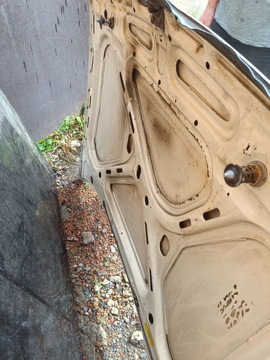 Капоты на Ауди 80 Б3 Б4