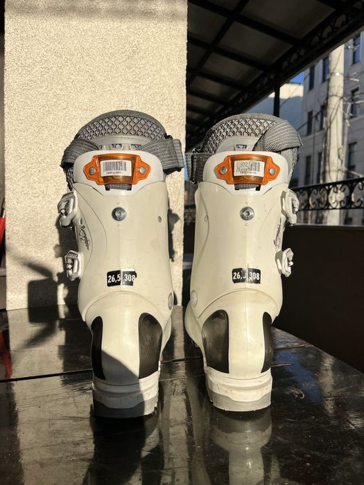 Обувки за ски Саломон 26/26.5отлично състояние