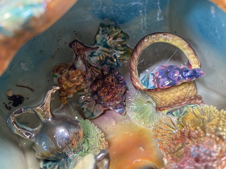 Италианска порцеланова фигура лозов масив