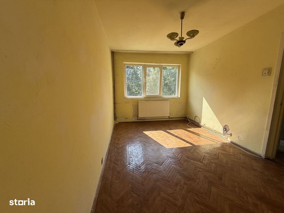 Apartament 2 camere, 52 mp utili, etaj 1, cu boxa la subsol - zona Cet — fotografia 3