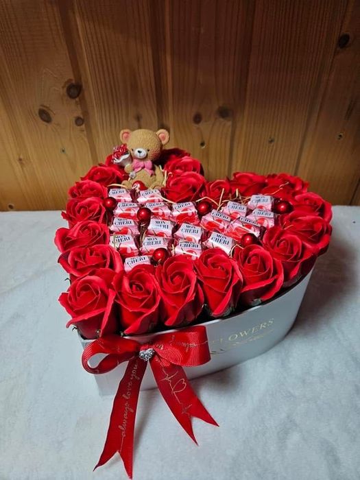 Buchete/Aranjamente din trandafiri de sapun