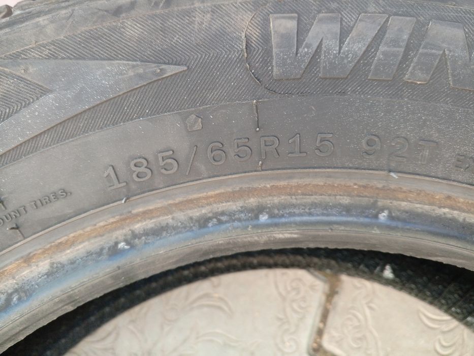 Резина зимняя 185.85 R15