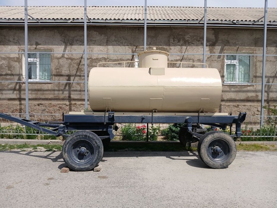 Suv bochka sotiladi