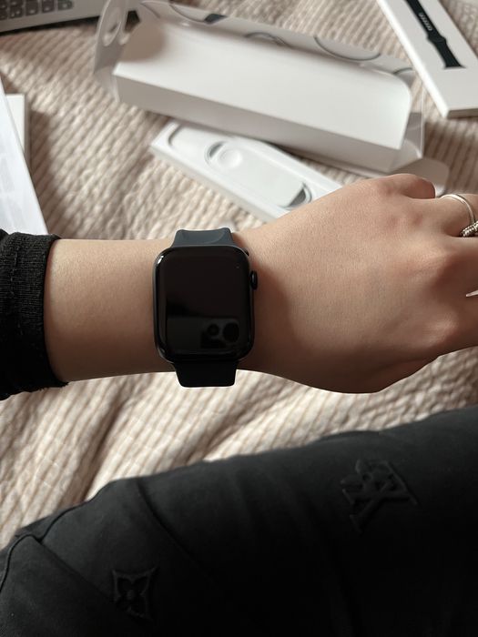 Apple Watch Series 8, 45 мм