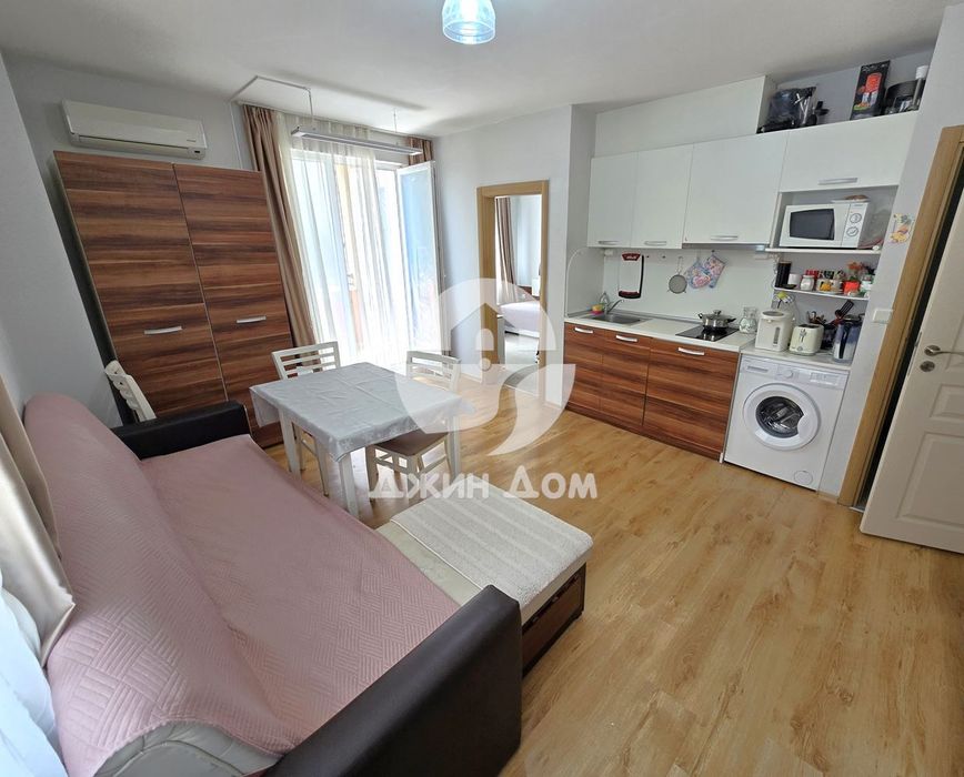 Продава се Тристаен апартамент в с. Равда, Област Бургас - 72 кв.м за 1431 €/кв.м - Снимка #2