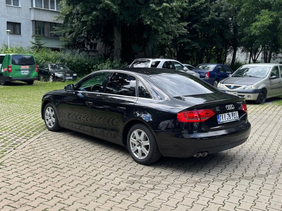 Vând Audi A4-B8-2011!