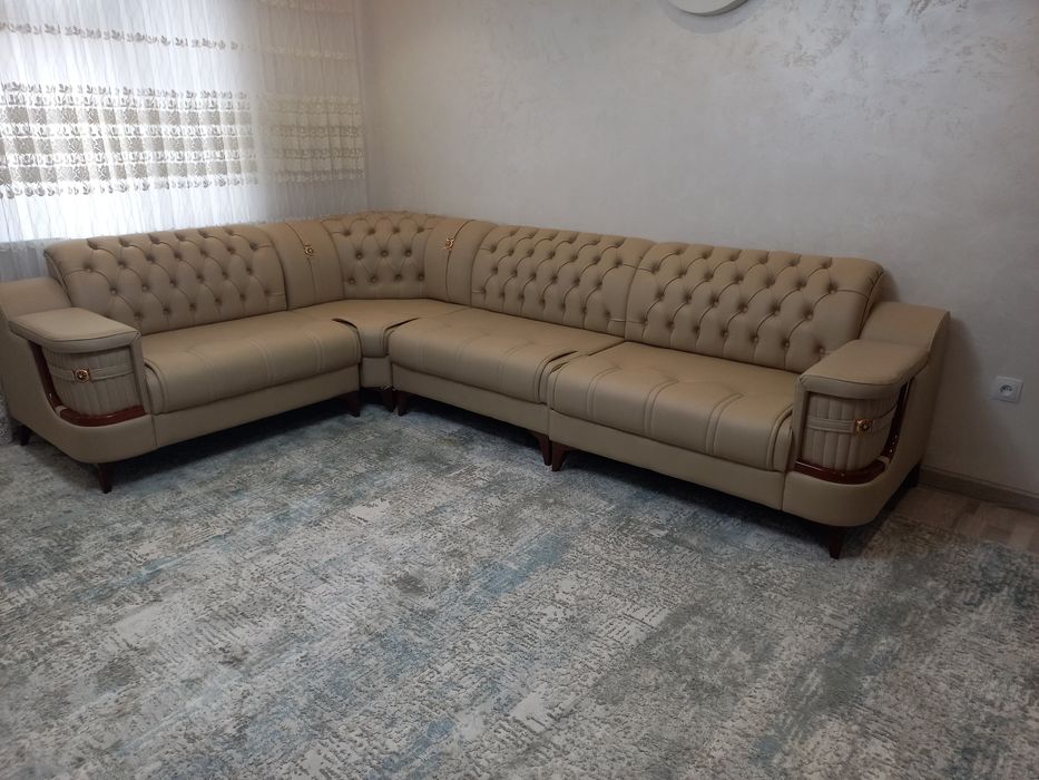 Gostinoy ugalok noviy