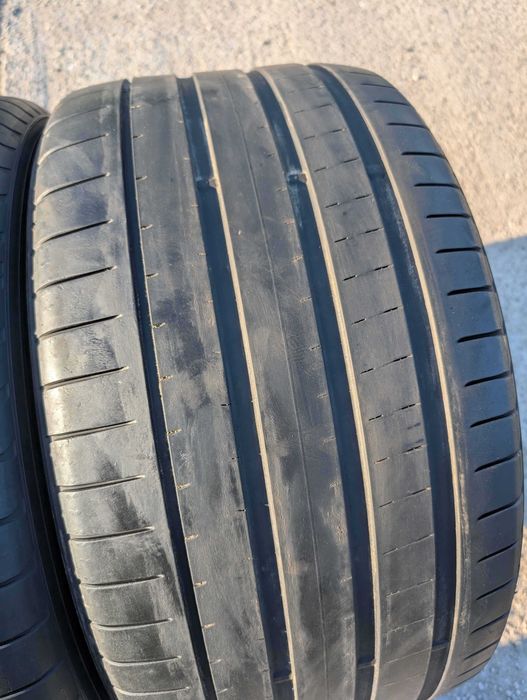 SET 4 Anvelope Vara 285/40 R22 + 325/35 R22 YOKOHAMA Advan Sport V107 MO1 - ZR (Mercedes GLE Original)