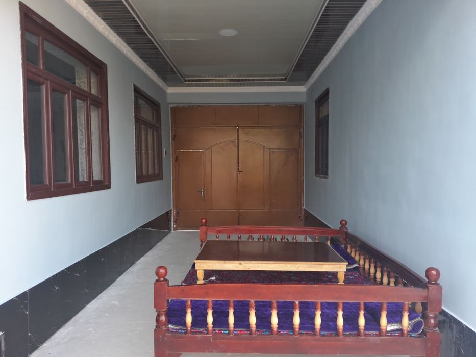 Зудлик билан Ховли Сотилади