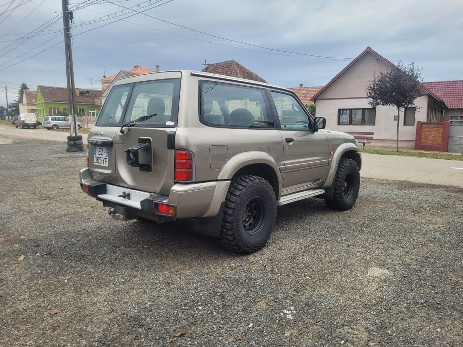Nissan patrol y61 impecabil 10 din 10