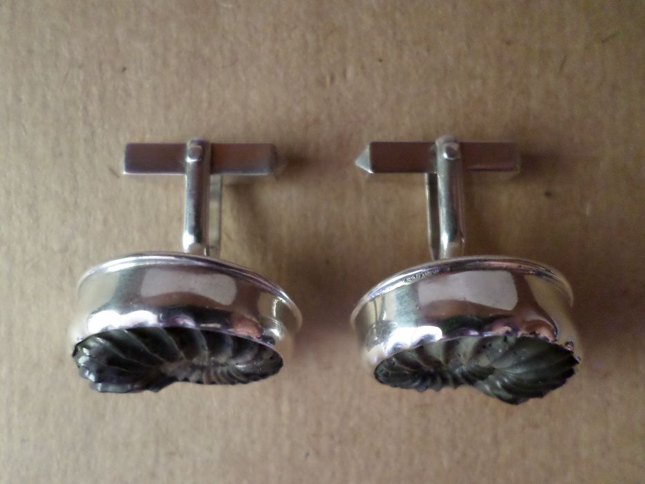 Сребърни копчета за ръкавели (бутонели)