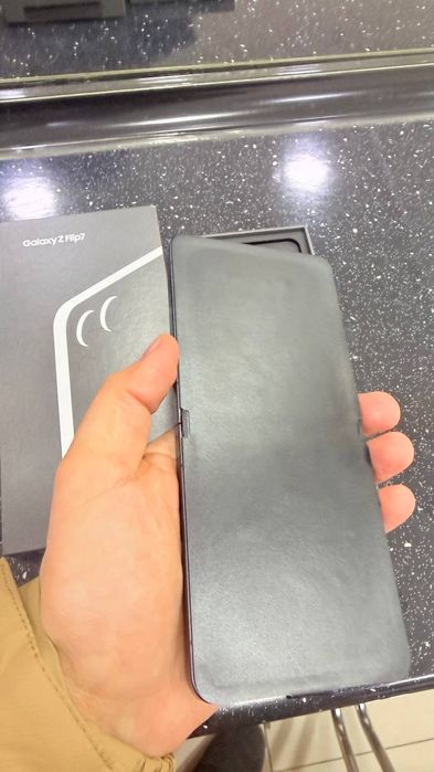 Samsung galaxy z flip7 256gb