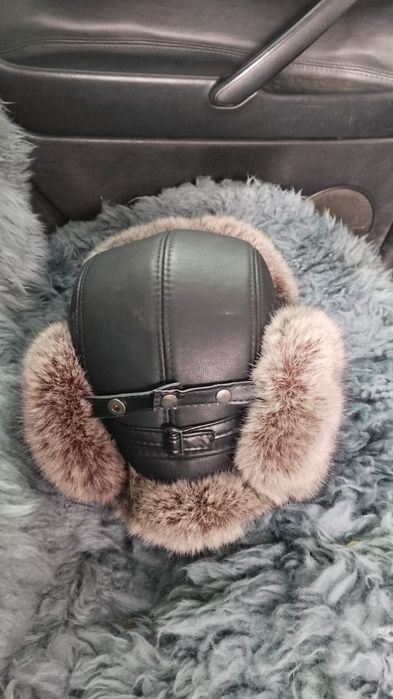 Продам шапки мужские