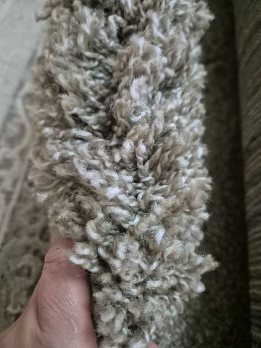 Продам  ковровую дорожку.