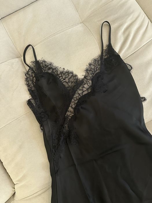 Дантелена рокля Zara