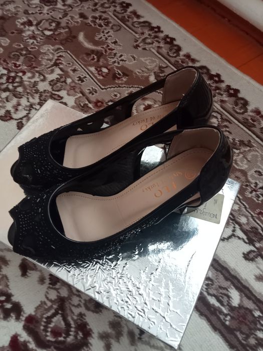 Женские туфли новые