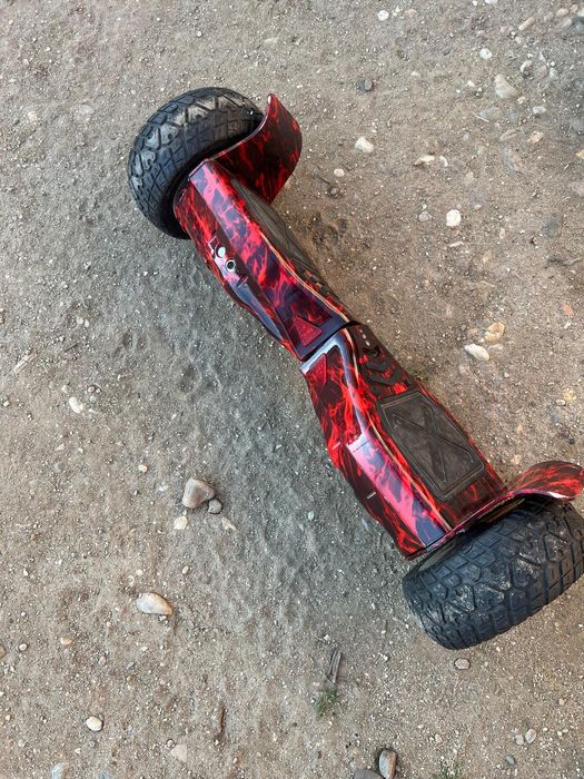Vand hoverboard cu roti mai mari