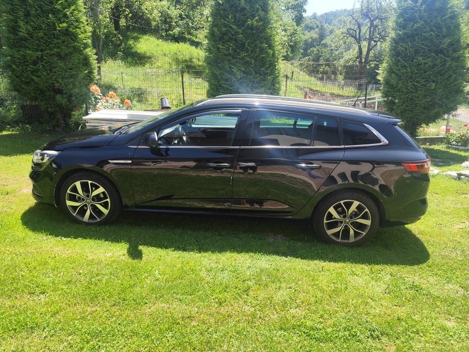 Renault Megane v