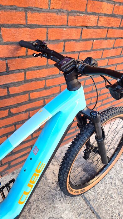 Електрически карбонов велосипед E bike CUBE STEREO 140 Race, BOSCH CX