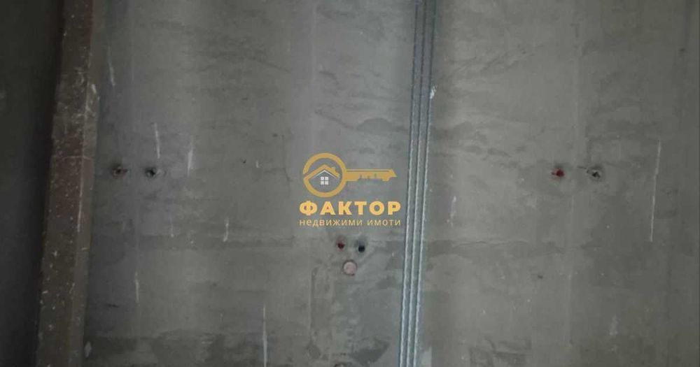 Тристаен нов апартамент в Коматево