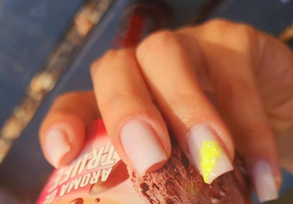 Unghii cu gel manichiură
