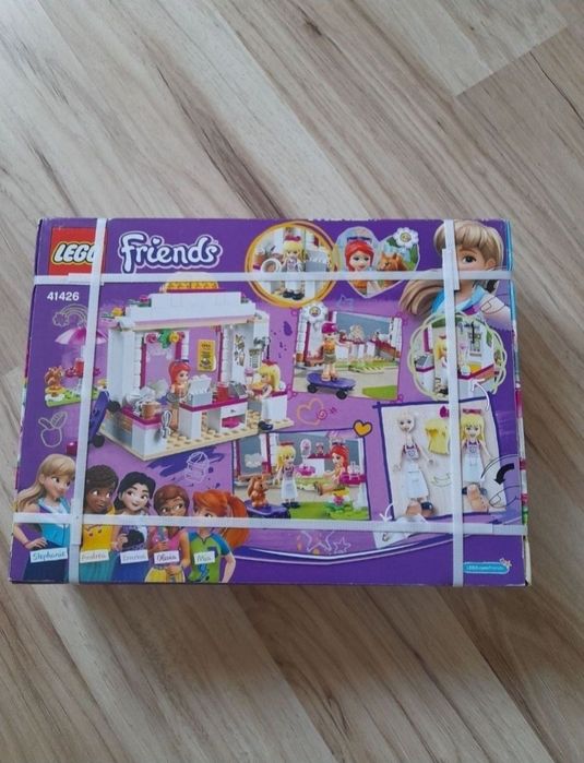 LEGO Friends  nou sigilat - Cafeneaua parcului Heartlake City 41426