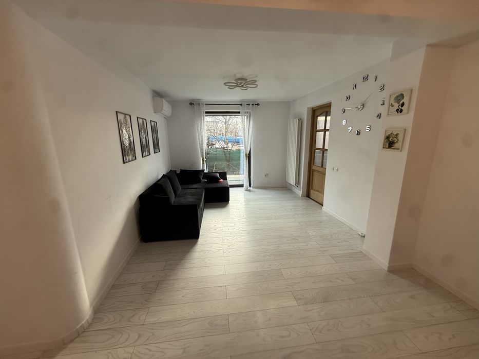 Inchiriez Casa Miroslava 2 camere