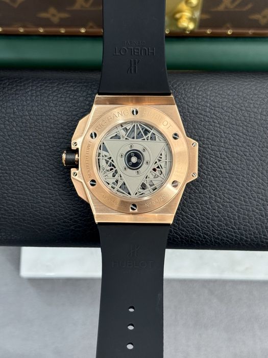 HB Big Bang Sang Bleu 45mm Gold