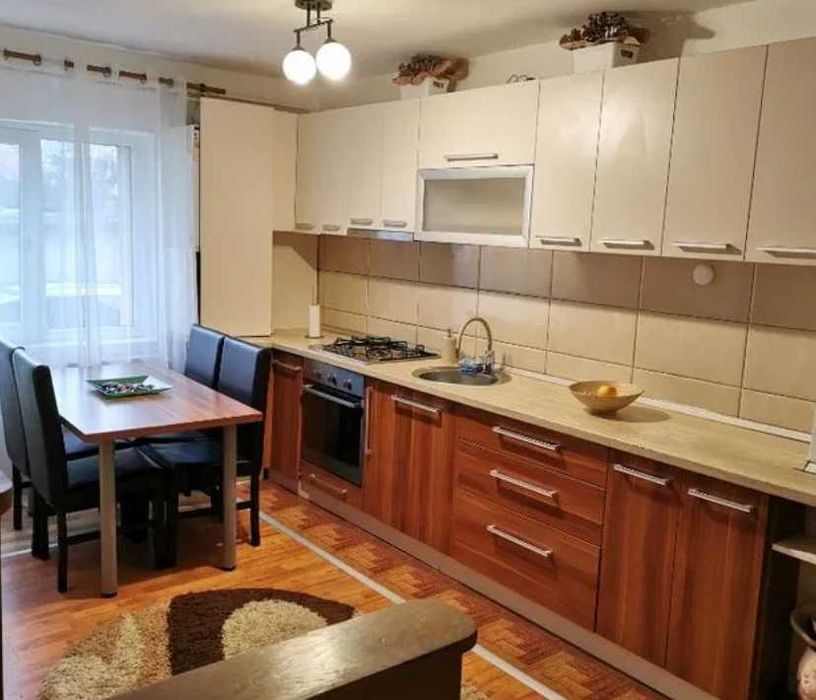 Дава се под наем Тристаен апартамент в Бургас, Ветрен - 90 кв.м за 510 € - Снимка #2