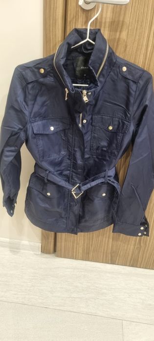 Дамско тънко яке Mohito