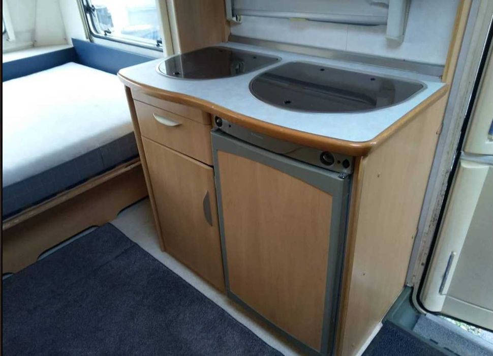 RULOTĂ FENDT SAPHIR 500 – complet echipată, gata de vacanță!