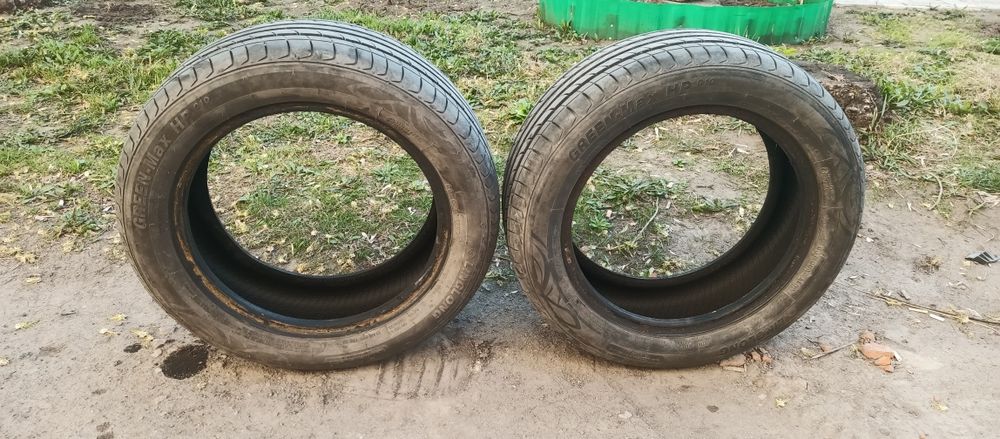 Продам два балона летней резины на 15