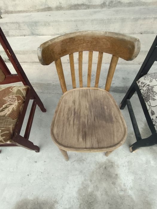 Стулья для гостиной и кухни б/у продаем не дорого