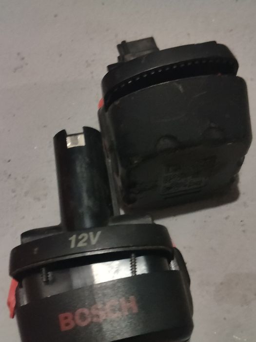 Аккумулятор Bosch 12 Вольт. На запчасти