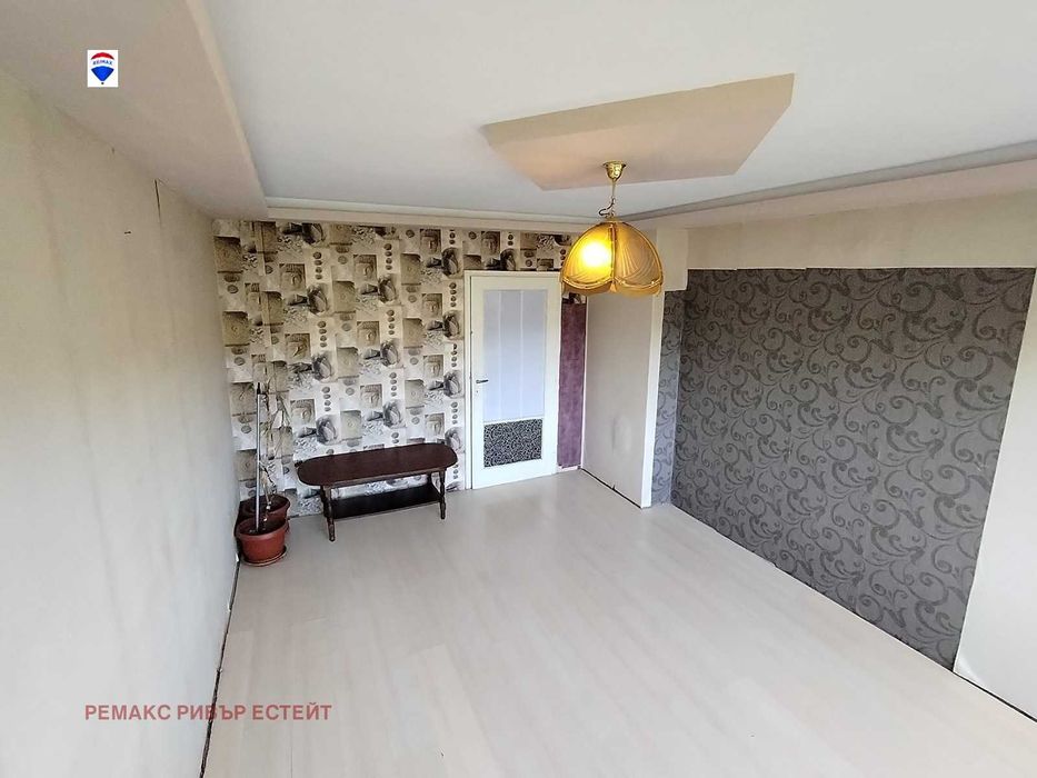 Продава се Тристаен апартамент в Русе, Родина 2 - 81 кв.м за 1123 €/кв.м - Снимка #1