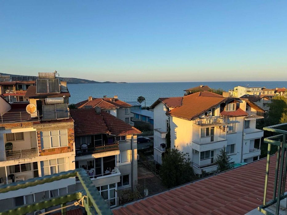 Продава се Хотел в Приморско - 1360 кв.м за 920 €/кв.м - Снимка #2